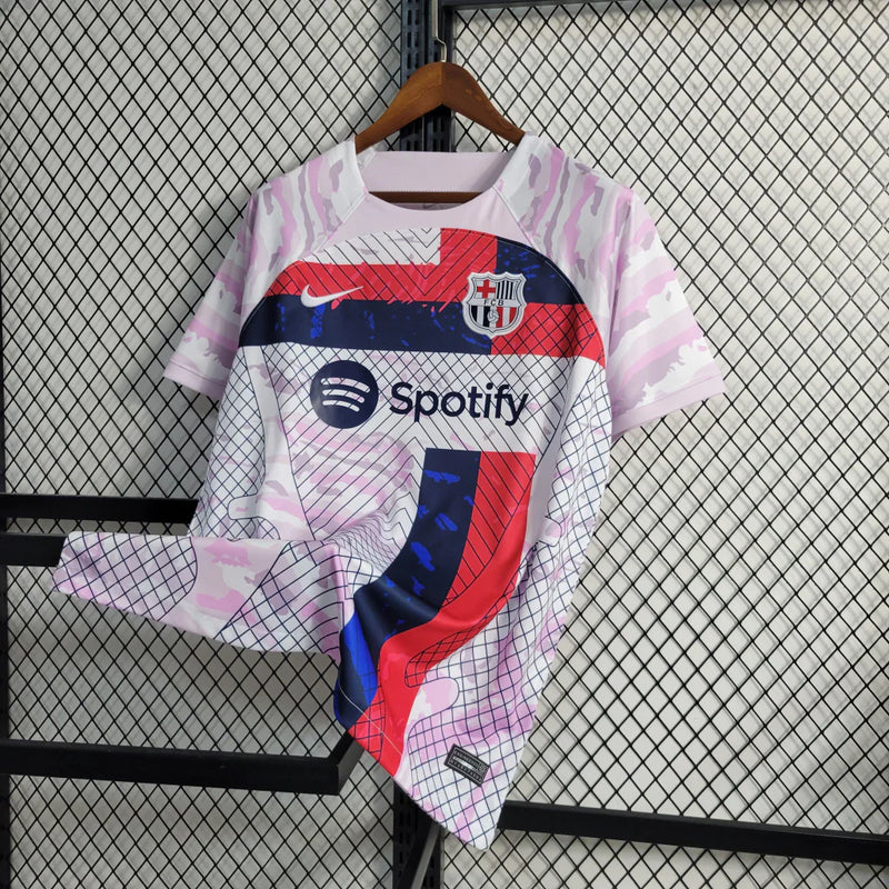 Camisa Barcelona Treino 23/24 Torcedor Rosa e Branco