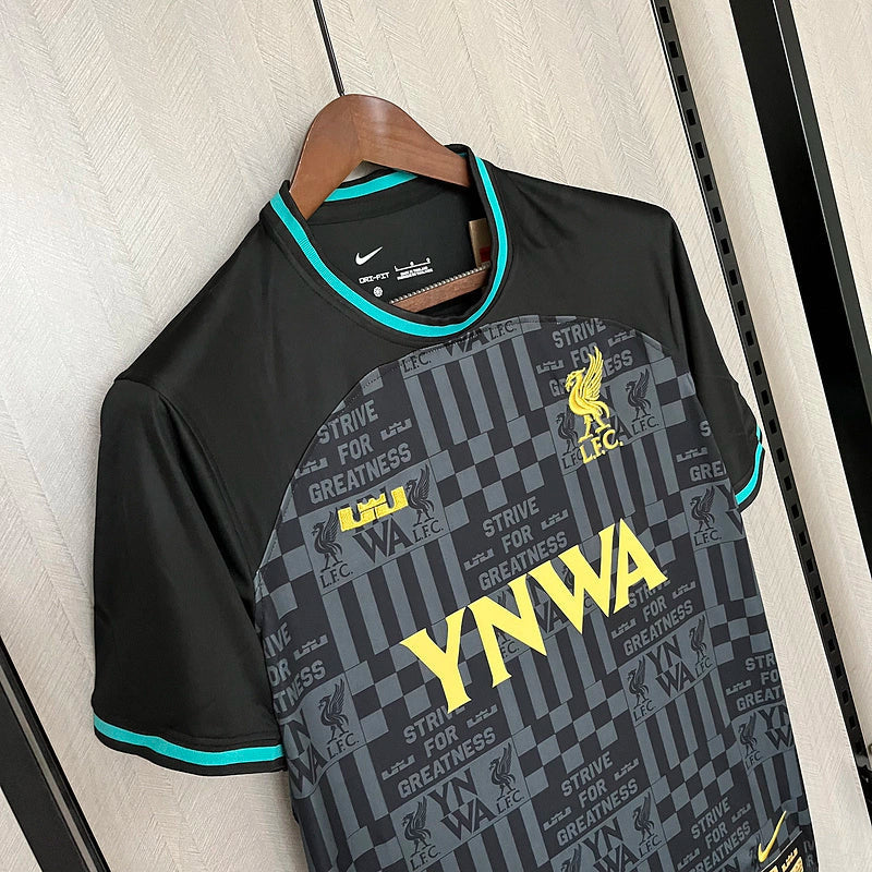 Camisa Liverpol x LeBron Nike Torcedor 2024/25 Masculino Preto