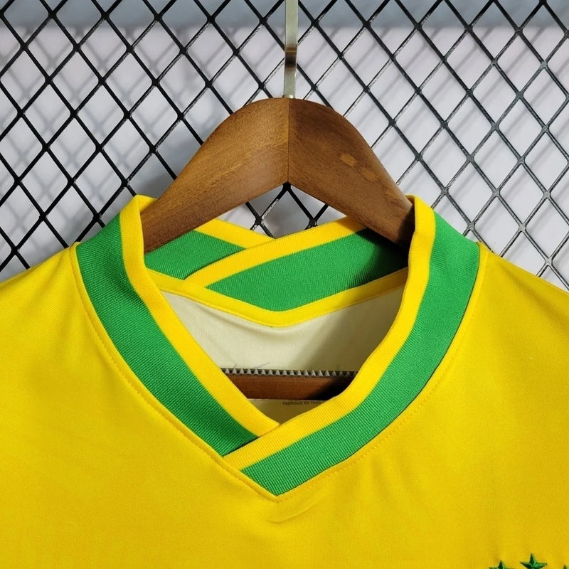 Camisa Seleção Brasileira Edição Especial Cristo Redentor 2022/23 Nike Masculino Amarelo