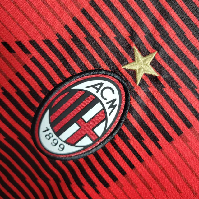 Camisa Milan Home 23/24 - Manga Longa - Torcedor Puma Masculina - Vermelho e Preto