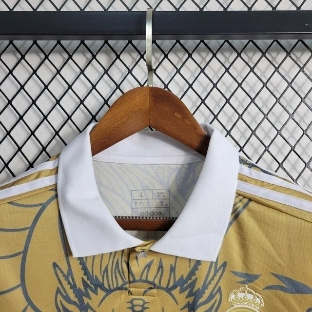 Camisa Real Madrid Edição Dragão Adidas Torcedor 2023/24 Masculino Dourado