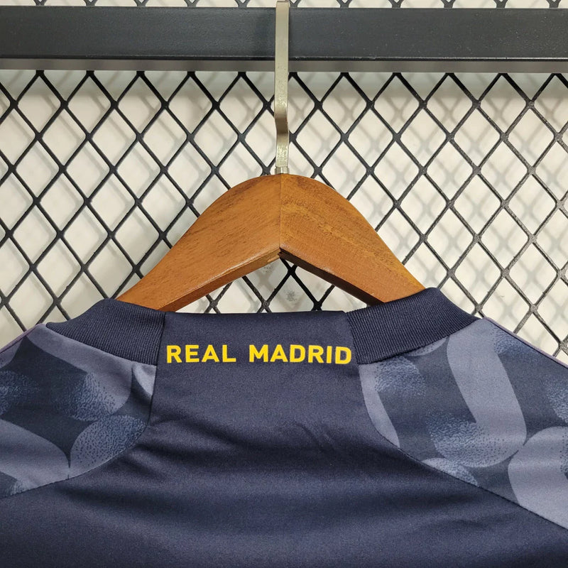 Camisa Real Madrid Away Adidas Torcedor 2023/24 Masculina Cinza