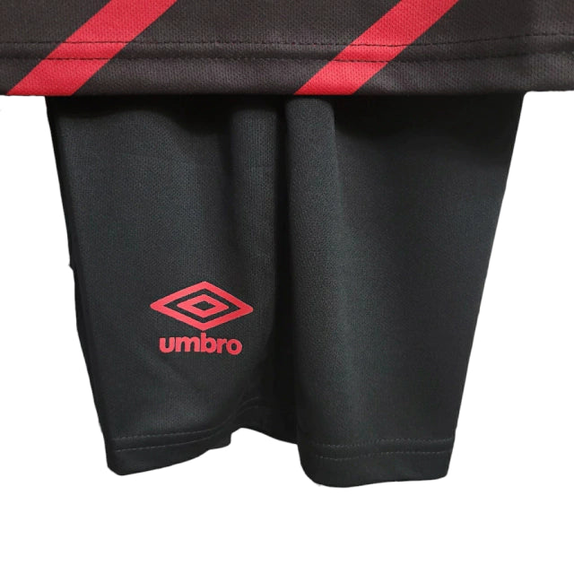 Kit Infantil Athletico Paranaense I Umbro 23/24 - Vermelho e Preto