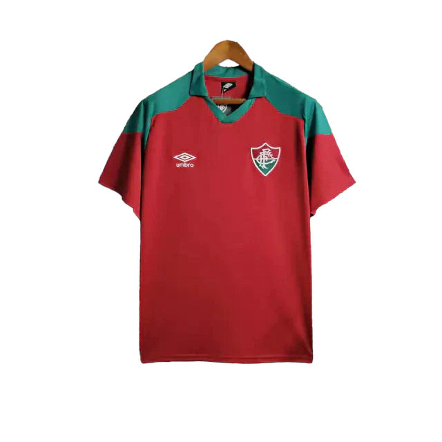 Camisa Fluminense Treino I 23/24 Umbro Torcedor Masculina - Vermelha com detalhes em verde